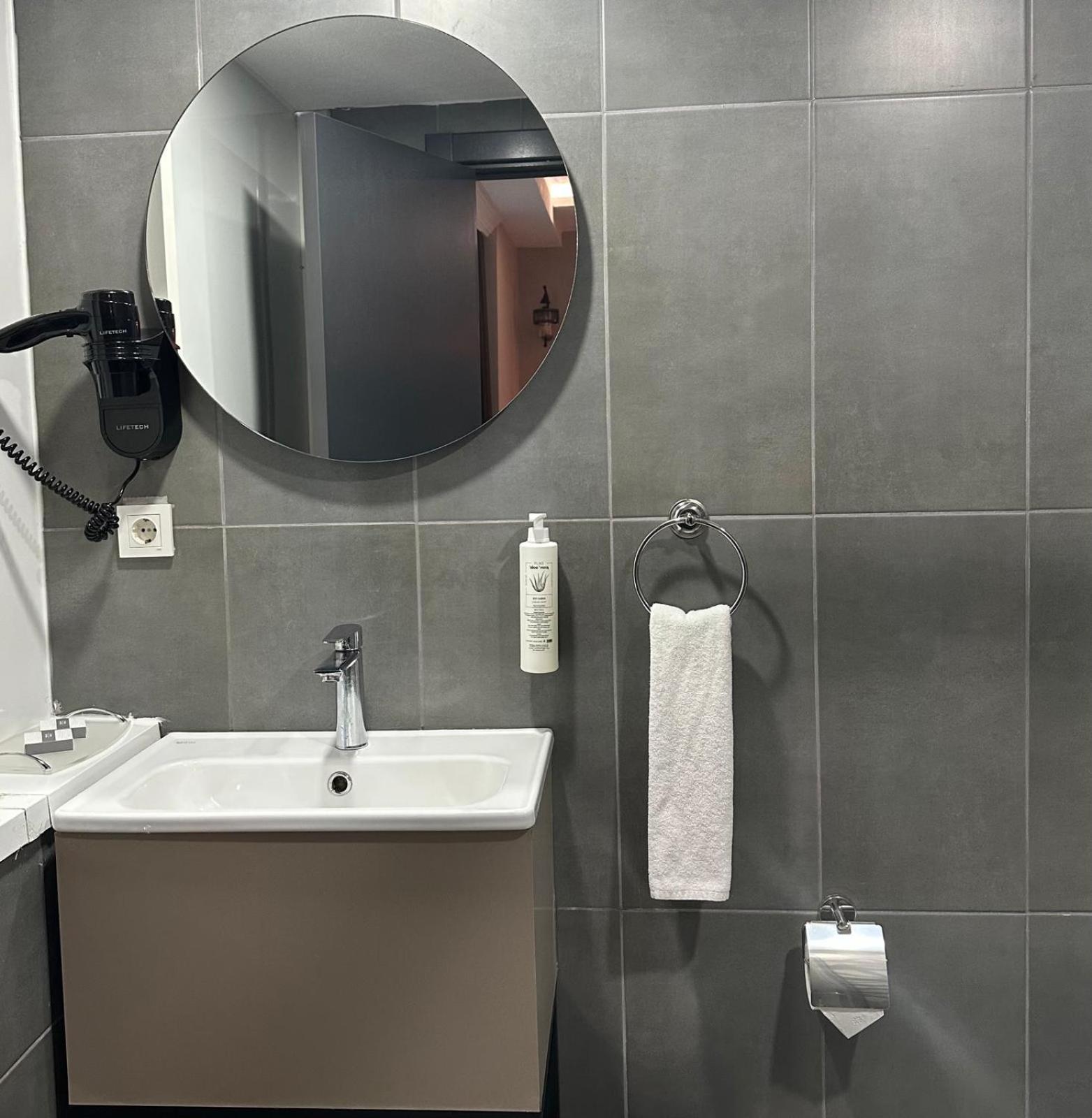 Monezza Hotel Maltepe Estambul Exterior foto